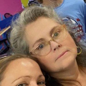 Meet your Posher, Nora